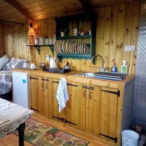 Lower Haven Shepherds Hut Luxury tent